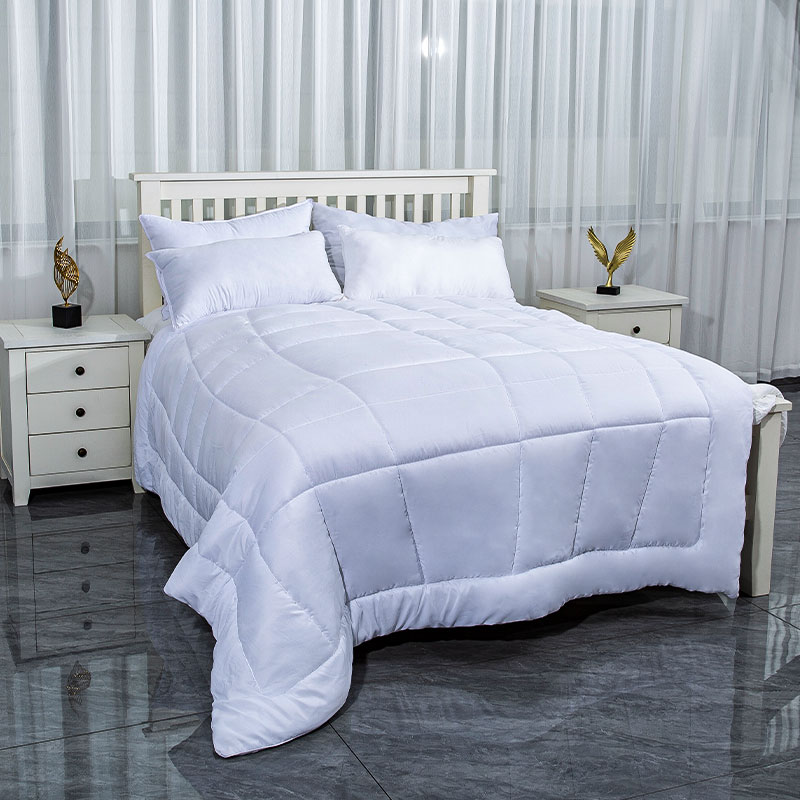 Quilted Comforter HF2409-001